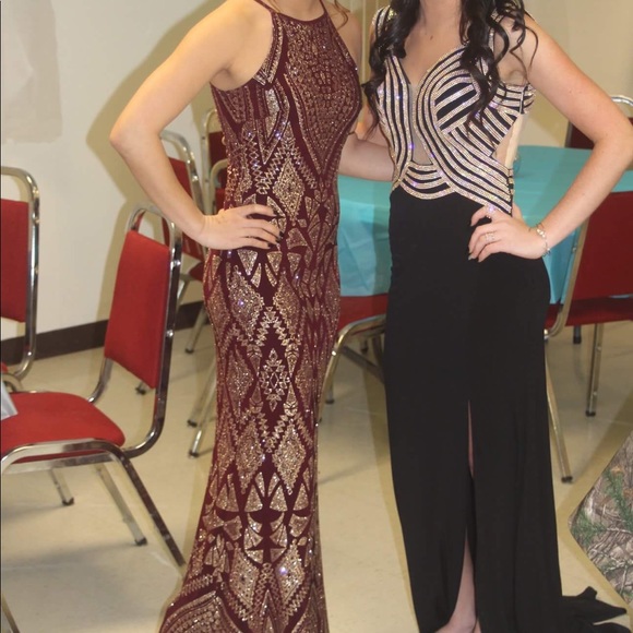 SPARKLE BLACK PROM DRESS with leg slit - Picture 2 of 6